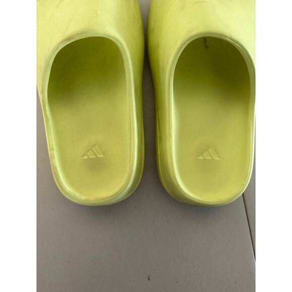 Adidas YEEZY Slide Glow Green Sneakers Size 5 Slip On Chunky Rubber Pool Neon main image 4